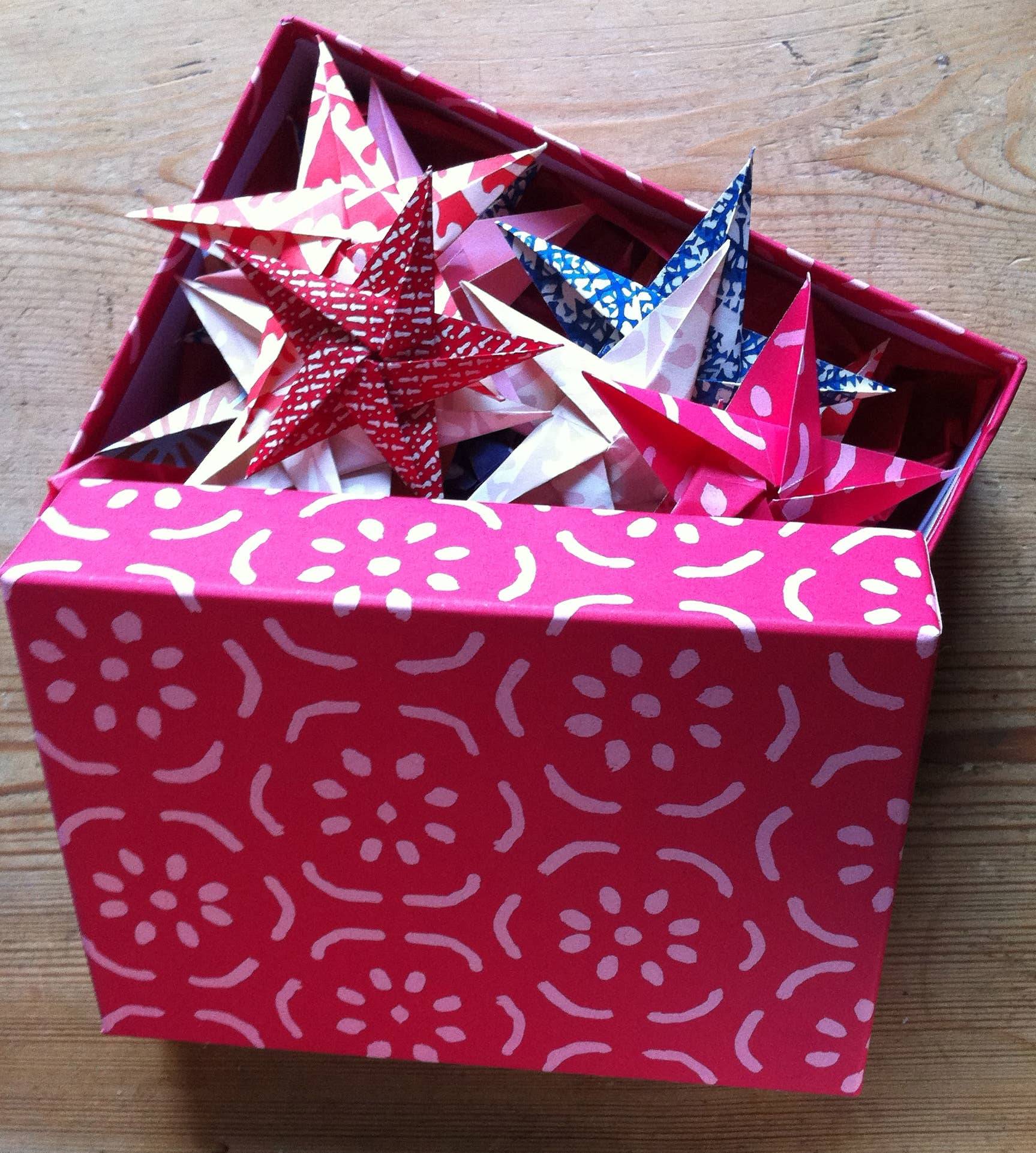 Origami Star Garland Kit