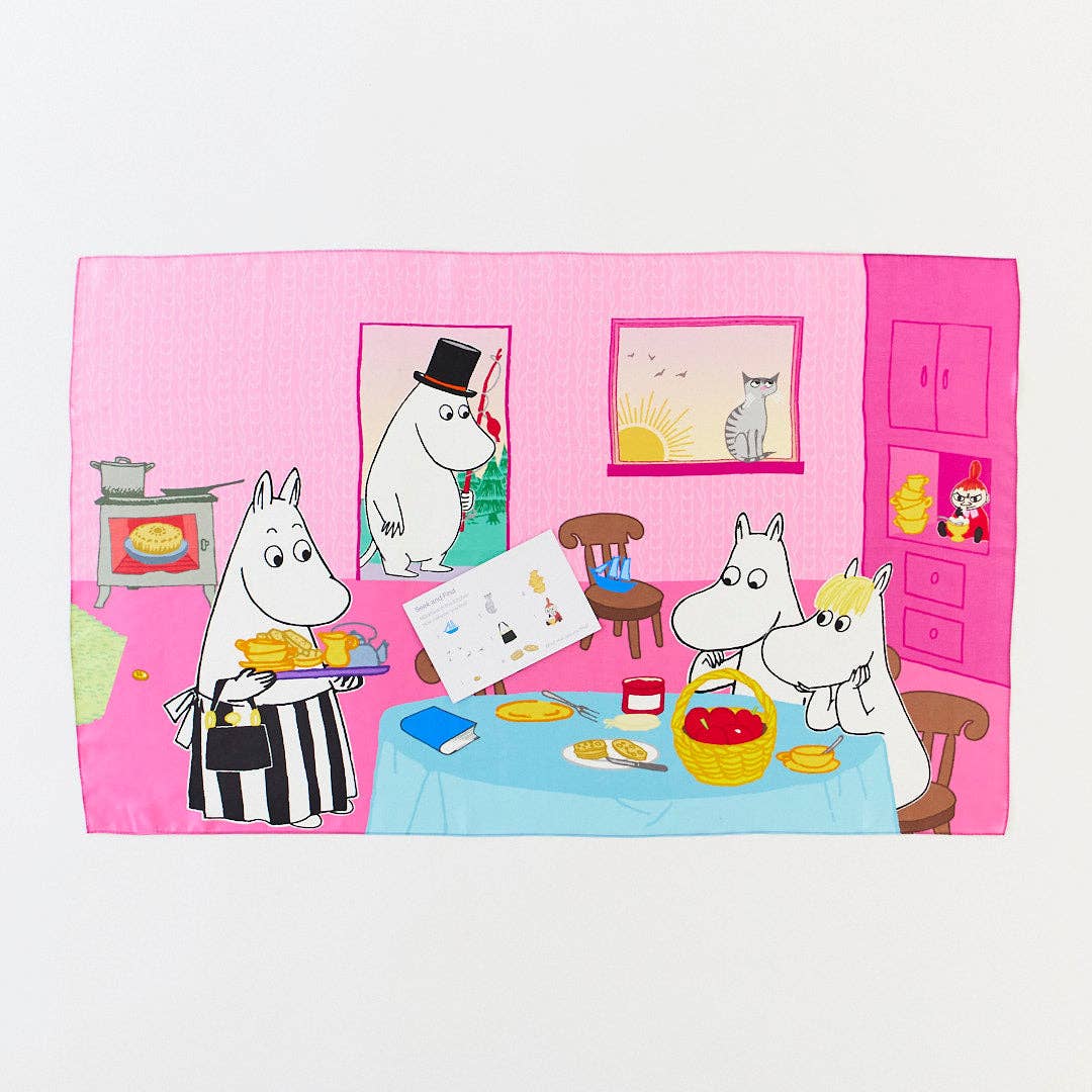 Moominvalley Kitchen Seek & Find Playsilk