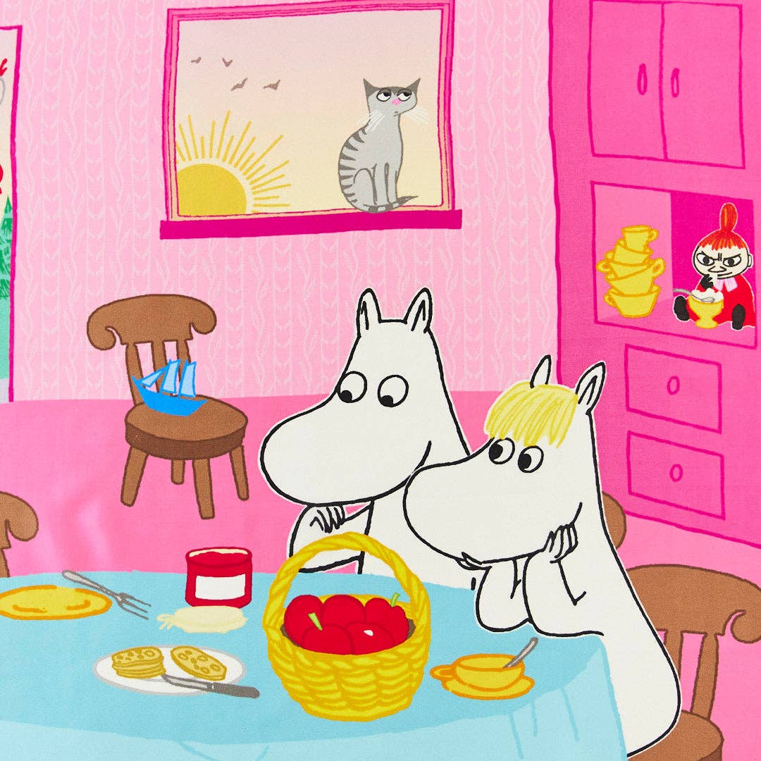 Moominvalley Kitchen Seek & Find Playsilk