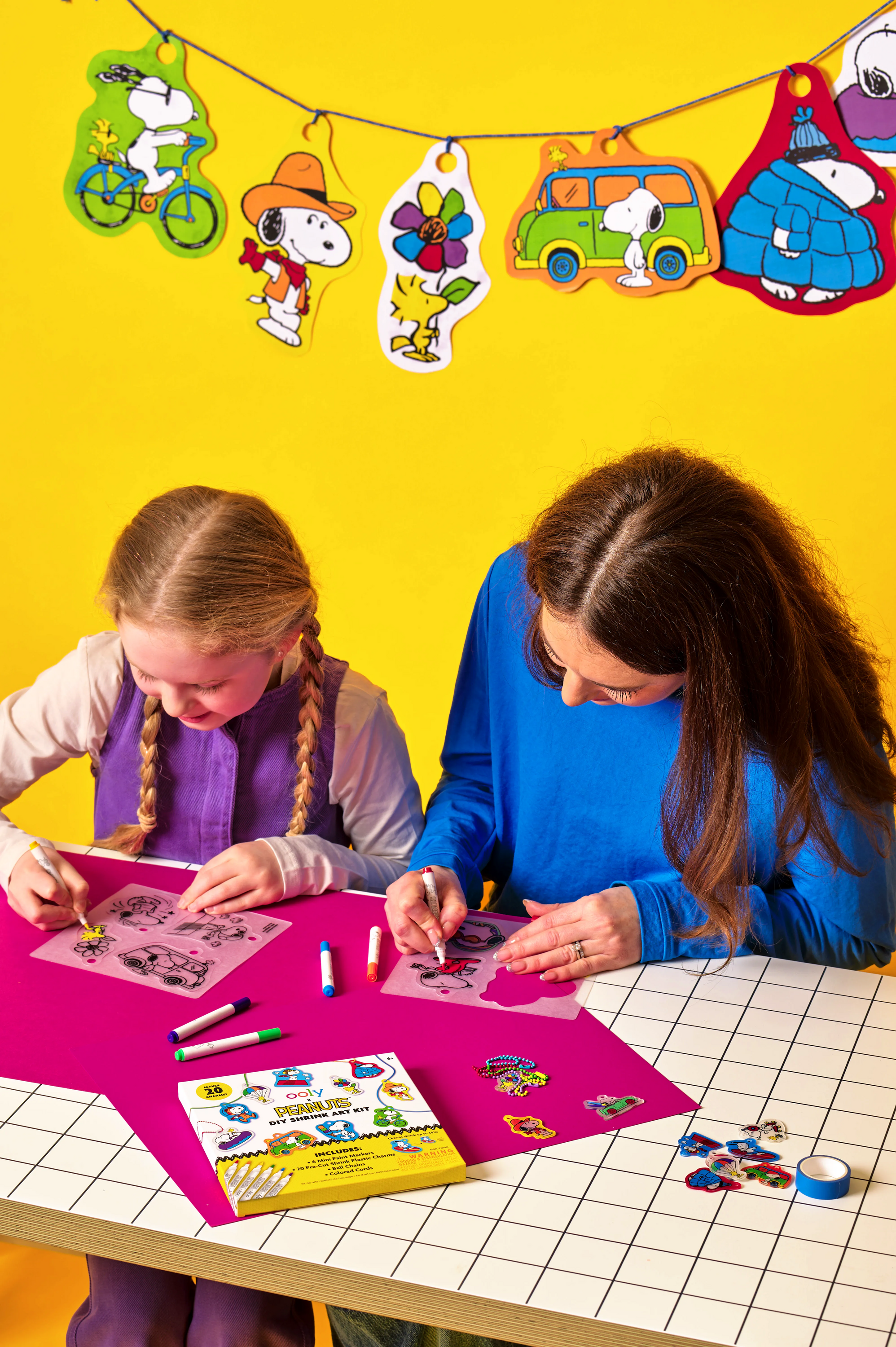 OOLY x Peanuts: D.I.Y. Shrink Art Kit & 6 Mini Paint Markers