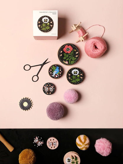 Pom Maker - Oana Befort x Pom Maker - Medium Black