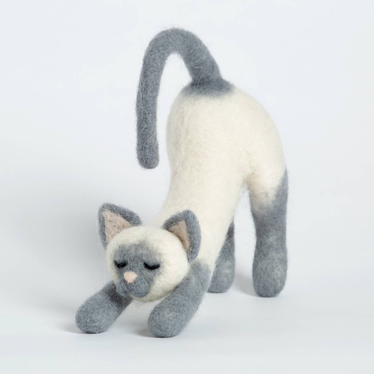Stretching Cat Needle Felting Kit | Beginner Craft Kit